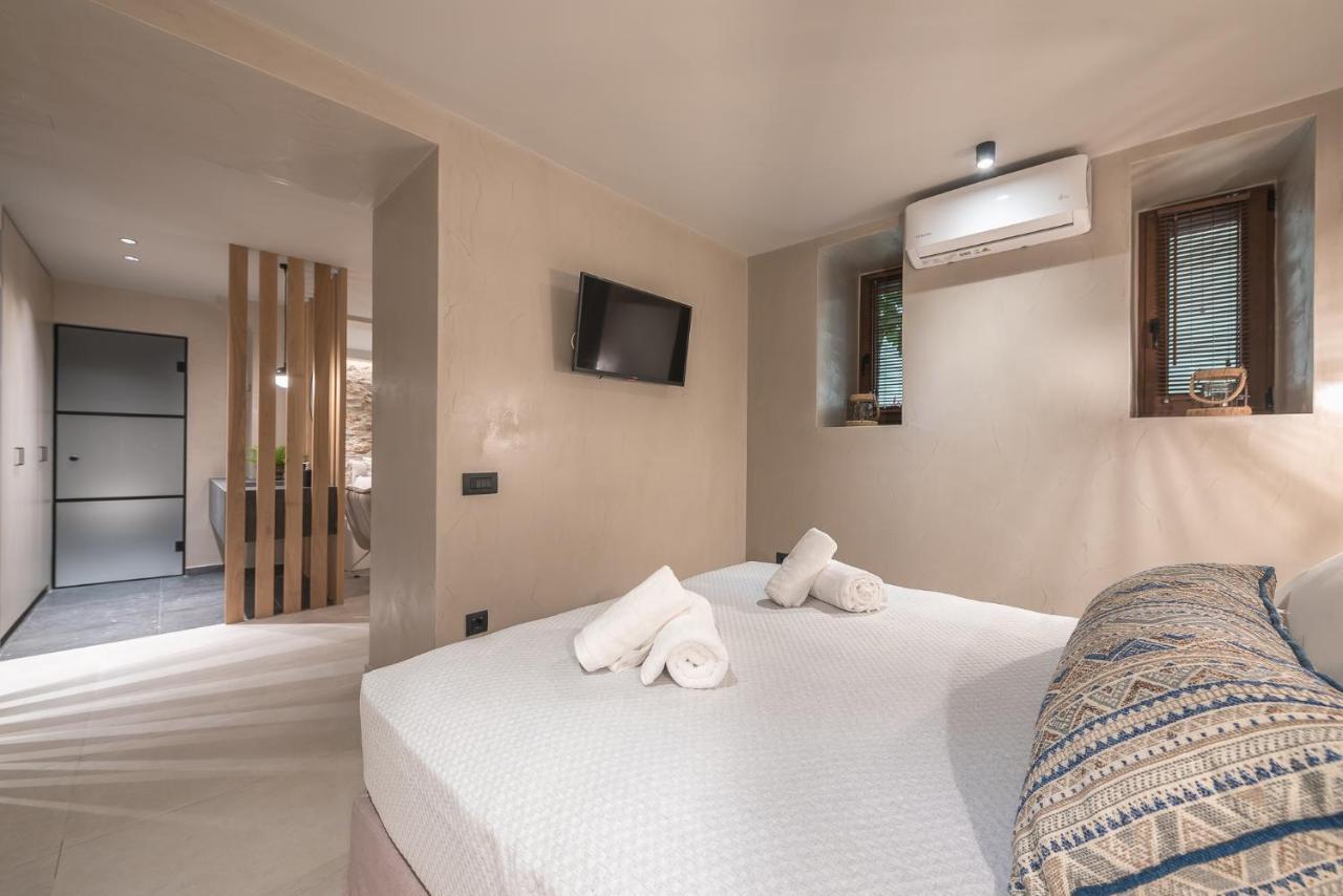 Apollonos 28 Luxury Suites Αθήνα Εξωτερικό φωτογραφία