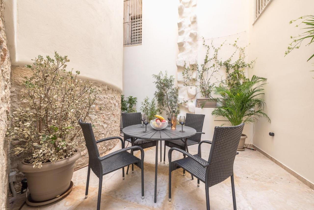 Apollonos 28 Luxury Suites Αθήνα Εξωτερικό φωτογραφία