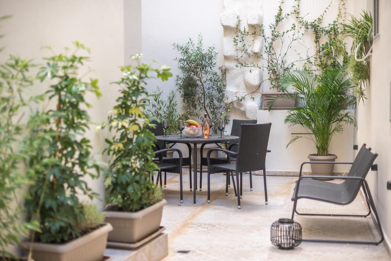 Apollonos 28 Luxury Suites Αθήνα Εξωτερικό φωτογραφία