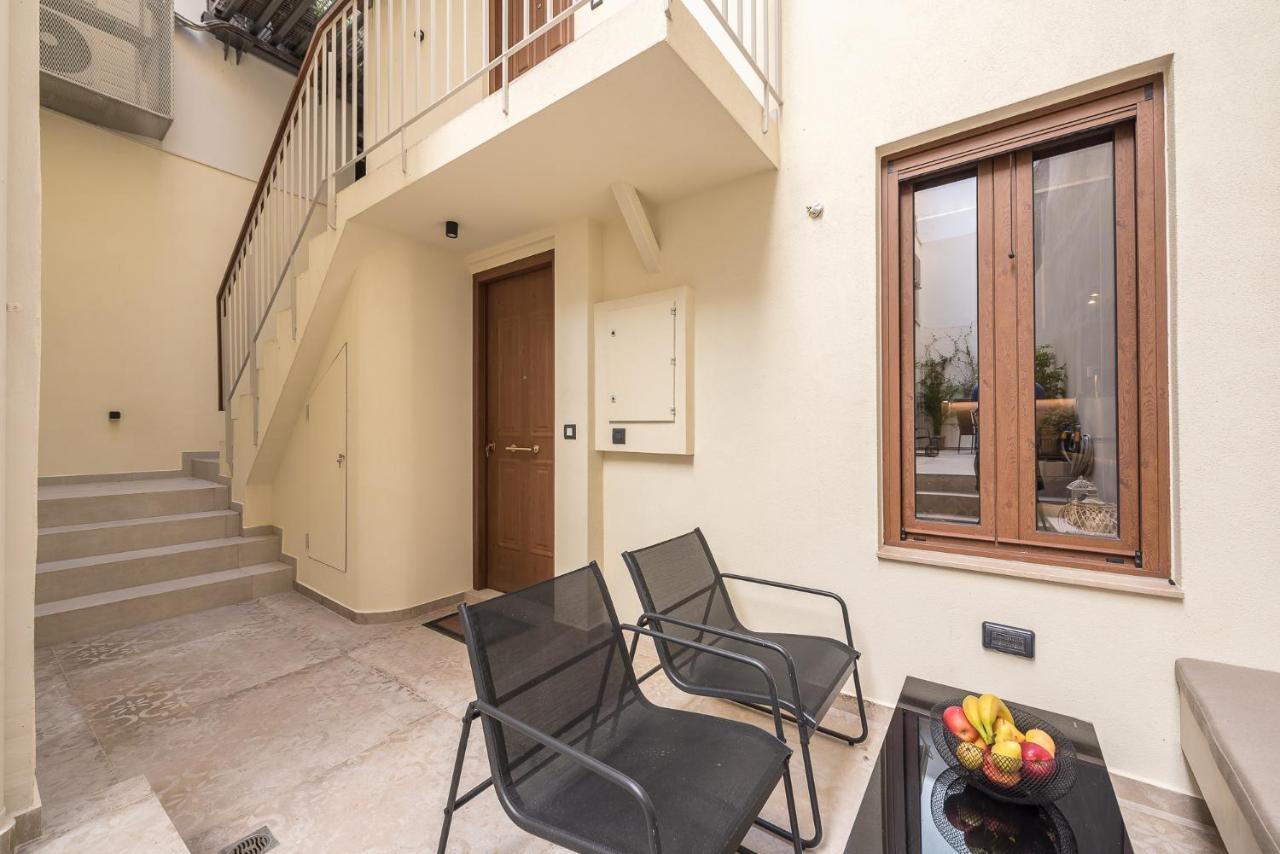 Apollonos 28 Luxury Suites Αθήνα Εξωτερικό φωτογραφία