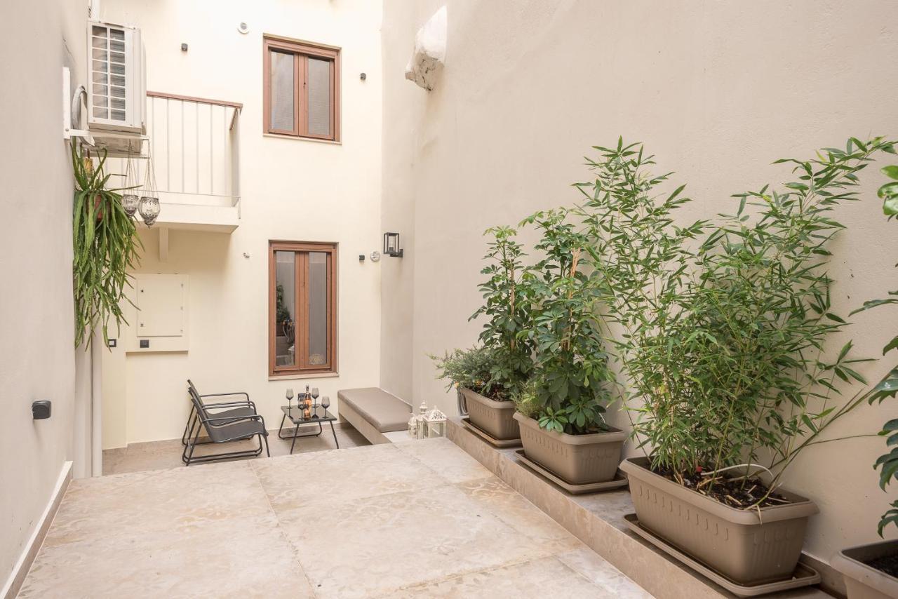 Apollonos 28 Luxury Suites Αθήνα Εξωτερικό φωτογραφία