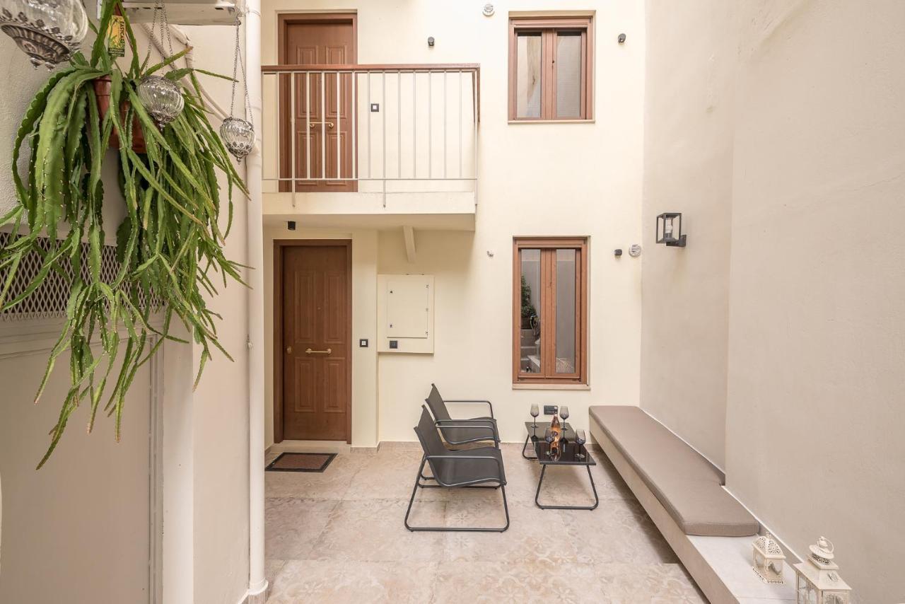 Apollonos 28 Luxury Suites Αθήνα Εξωτερικό φωτογραφία